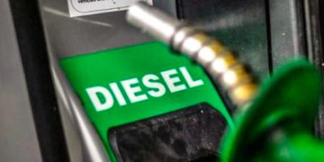 Petrobras reduz diesel em R$ 0,35 após intervenção do governo Lula