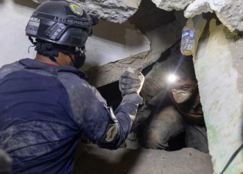 Novo tremor na Venezuela gera pânico em meio a buscas por 50 mil desaparecidos
