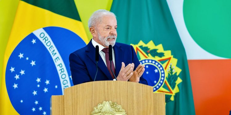Governo paga R$ 33,9 bilhões em emendas antes das eleições